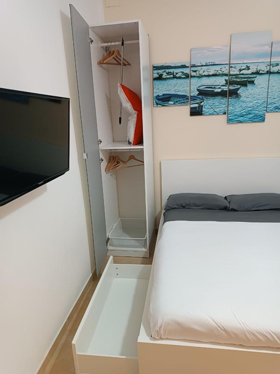 Ciervo'S Home -Appartamento Smart Nel Cuore Di Napoli Dış mekan fotoğraf